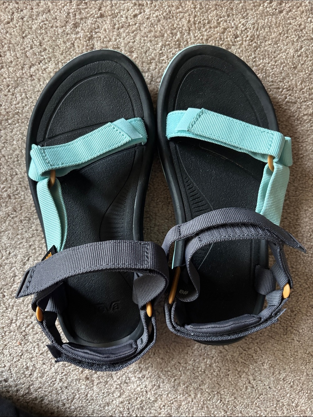 Teva hurricane sandals, 8 - Picture 2 of 7